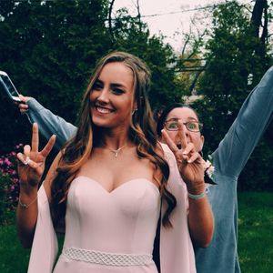 Meet your Posher, Emily